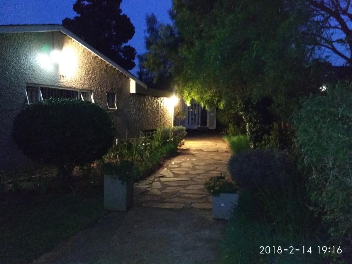 Northcliff Bed And Breakfast Randburg Εξωτερικό φωτογραφία