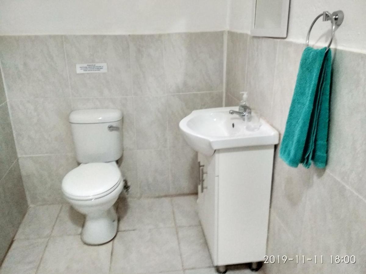 Northcliff Bed And Breakfast Randburg Εξωτερικό φωτογραφία
